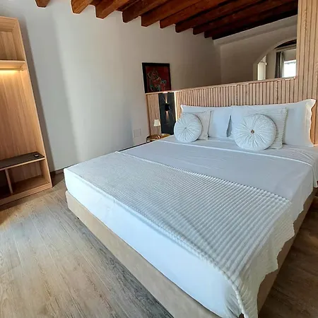 Lejlighedshotel Antica - M Factory 4*