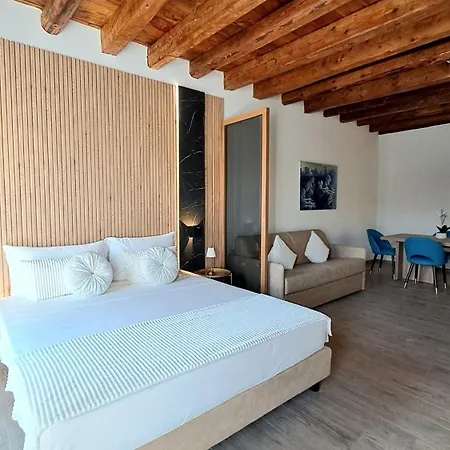 Antica - M Factory Jesolo
